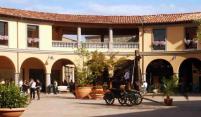 Shopping outlet stores in Toscane